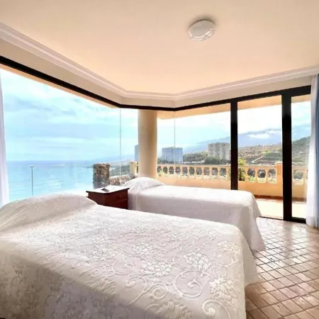 Appartement Three Bedrooms With Sea View,heated Pool In Winter, First Line Of The Atlantic Ocean Los Realejos