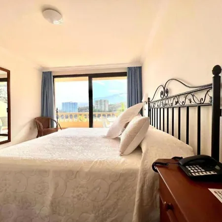 Three Bedrooms With Sea View,heated Pool In Winter, First Line Of The Atlantic Ocean Appartement