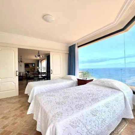 Appartement Three Bedrooms With Sea View,heated Pool In Winter, First Line Of The Atlantic Ocean *