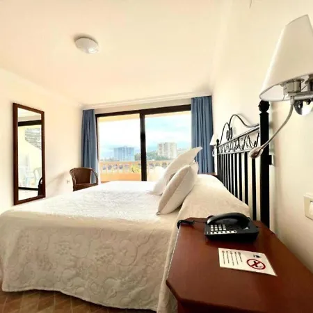 Three Bedrooms With Sea View,heated Pool In Winter, First Line Of The Atlantic Ocean Appartement Los Realejos