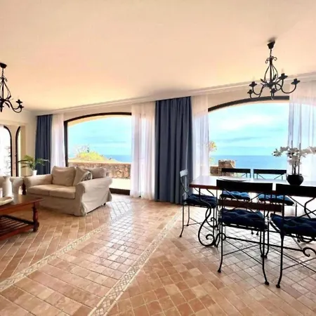 Three Bedrooms With Sea View,heated Pool In Winter, First Line Of The Atlantic Ocean Appartement
