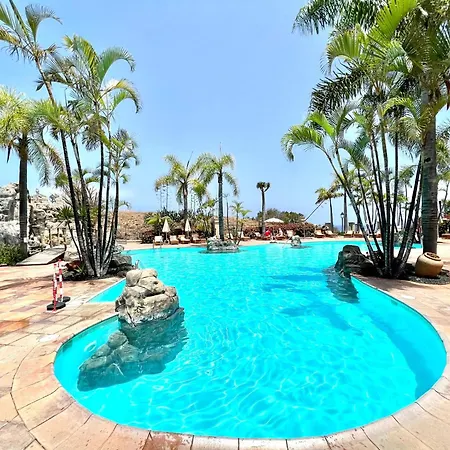 Three Bedrooms With Sea View,heated Pool In Winter, First Line Of The Atlantic Ocean Appartement Los Realejos